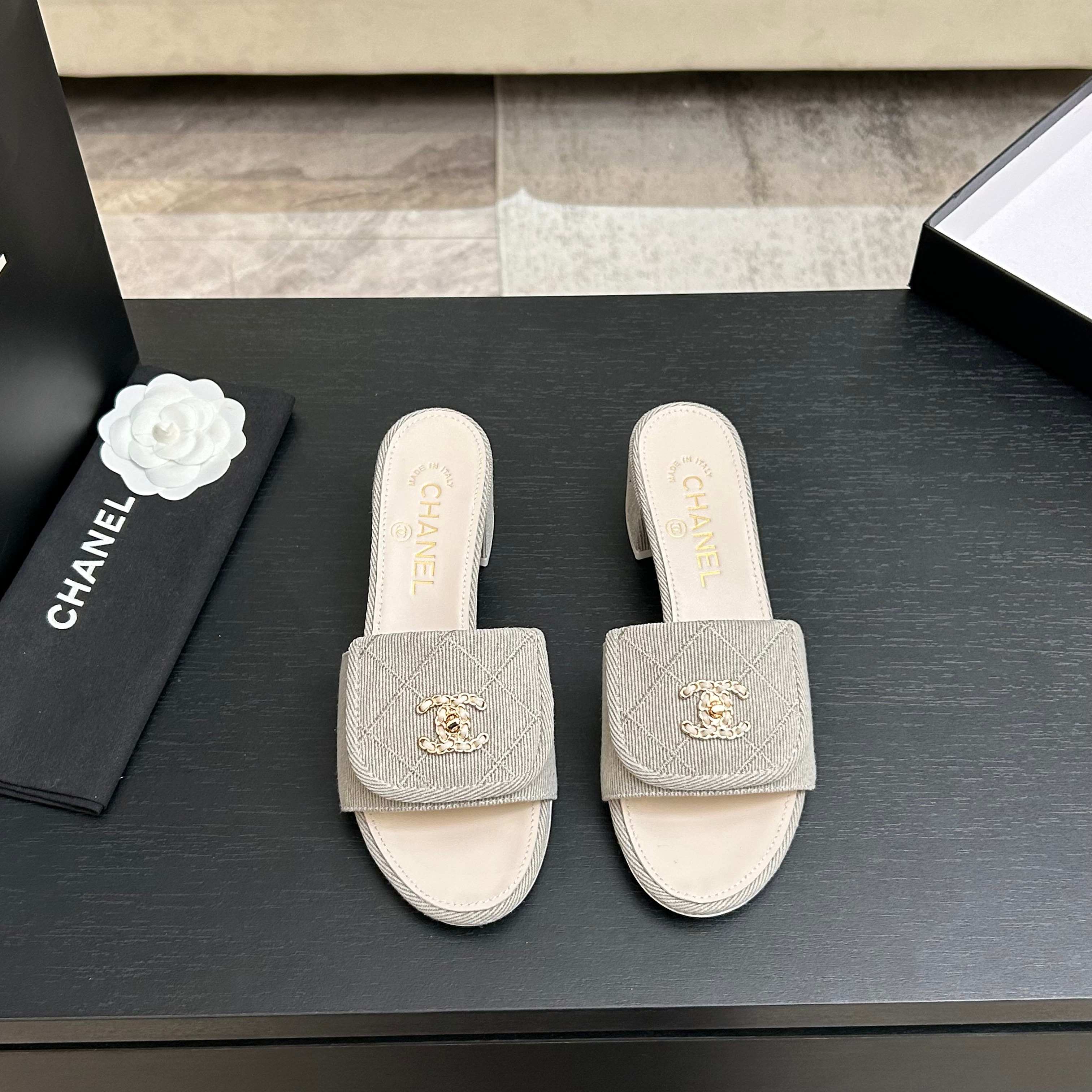 Chanel sz35-39 mnq0243